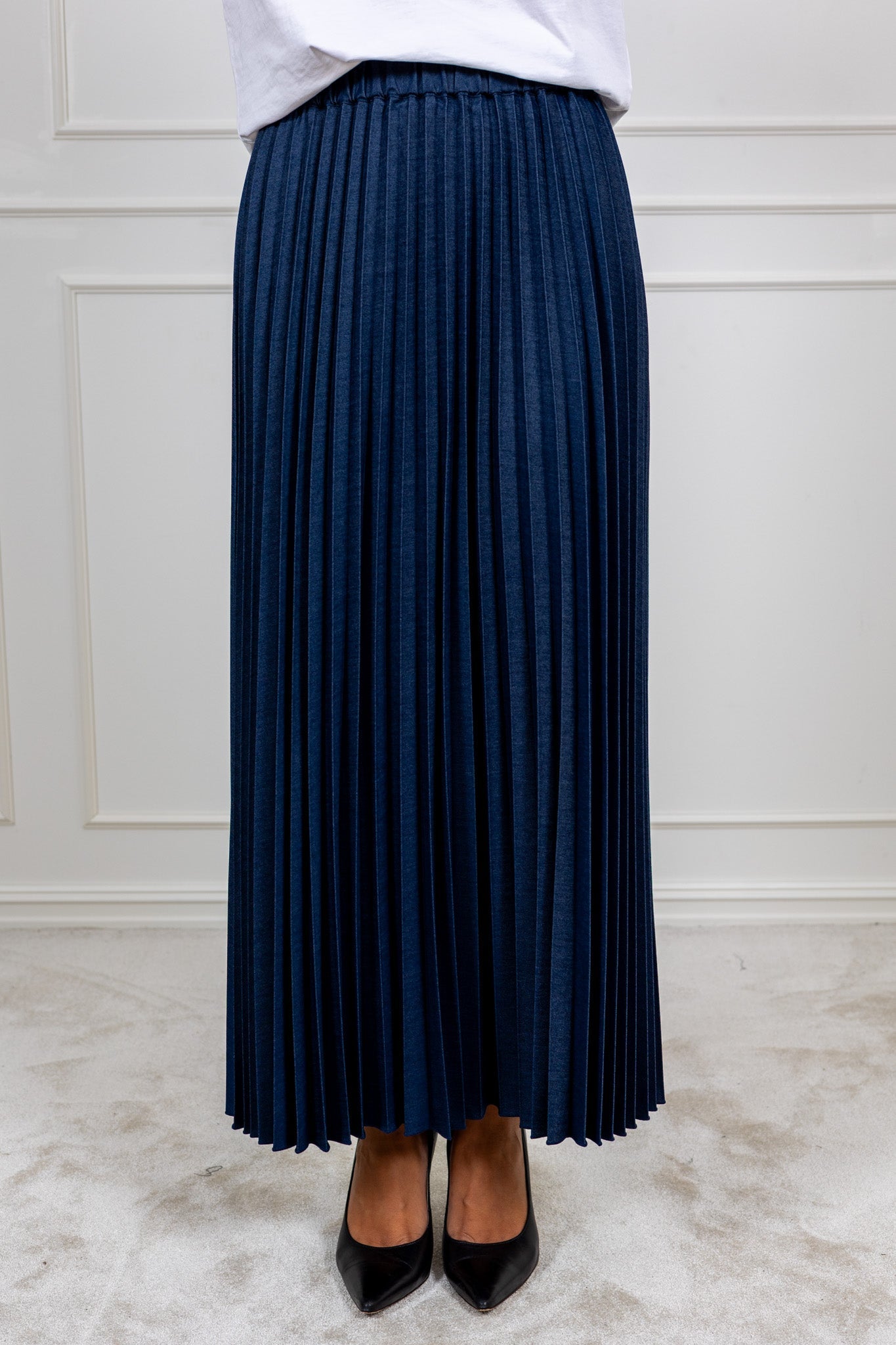 Cherriew Plisséskjørt i Mørk Denim