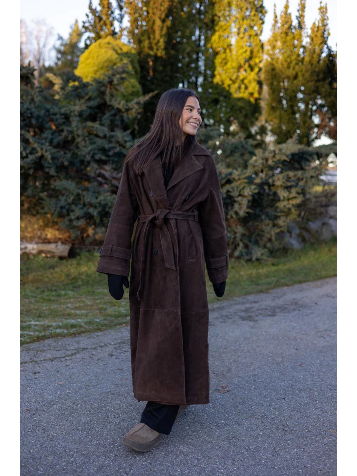 Lina Semsket Skinntrench i Brun