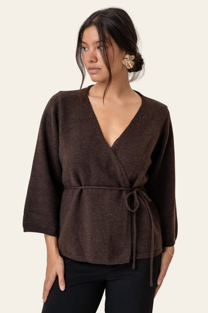 Anne omslags­cardigan – Mørk brun