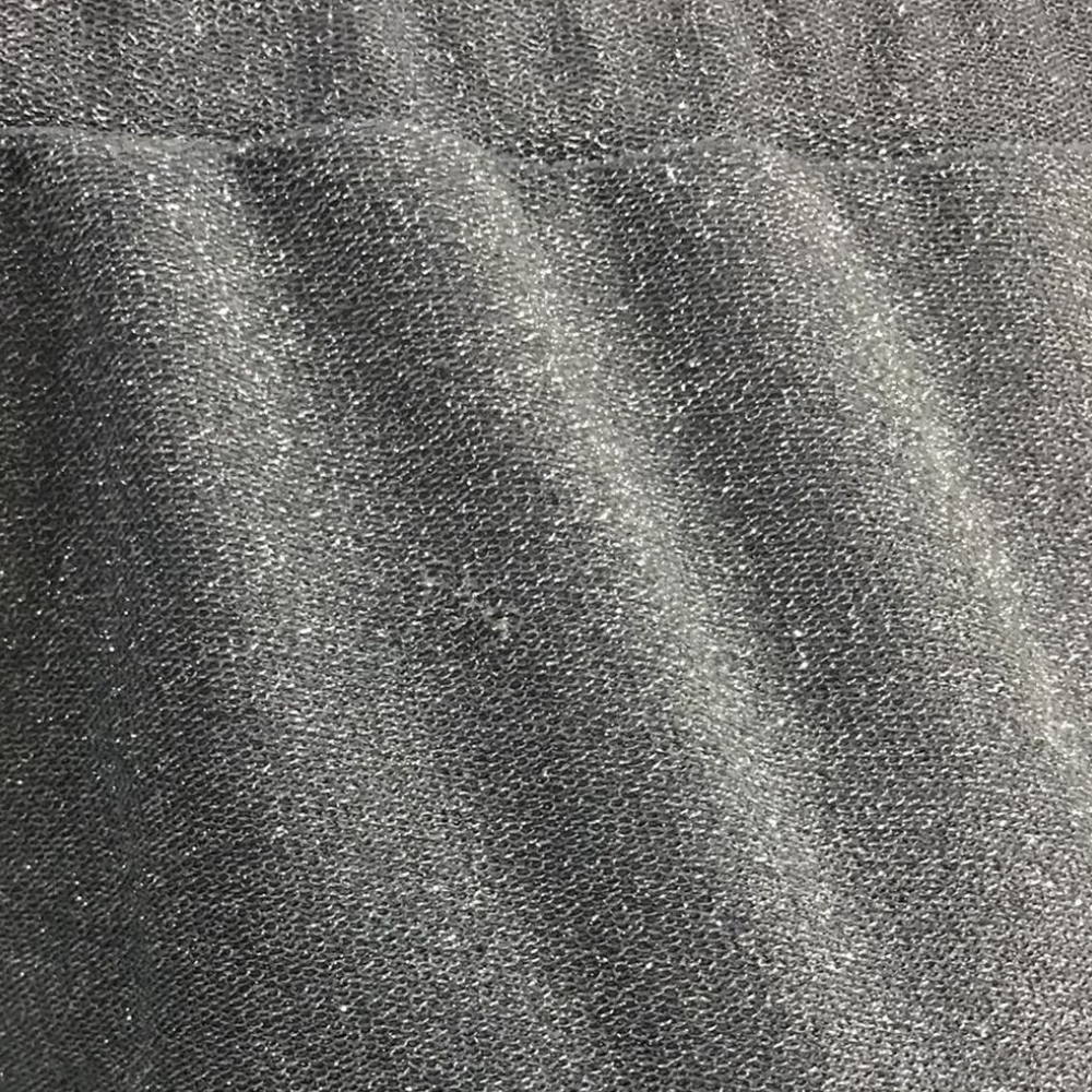 Off-Shoulder Midikjole med Splitt – LØVIA